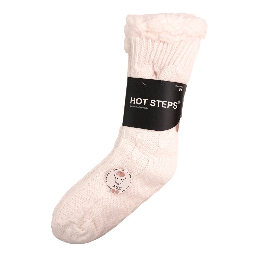 🍒2/20$ HOT STEPS Cable Knit Sherpa Lined Slippers Reading Socks NWT
